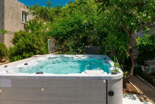 Apartment "kamelia"cavtat
