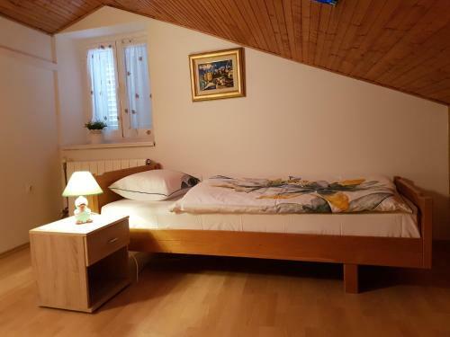 Cres View Apartments