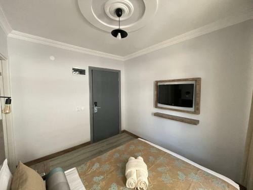 Seven City Hotel