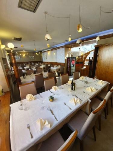 Bed & Breakfast Restaurant And Rooms Kotlar