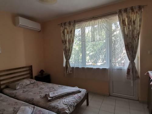 Hostal Guest House 51