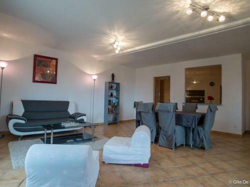 G�te Apchat, 3 Pi�ces, 4 Personnes - Fr-1-630-177