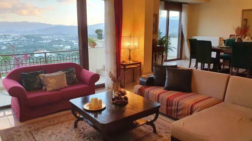 Villa Marena With Extraordinary Views By Ghh