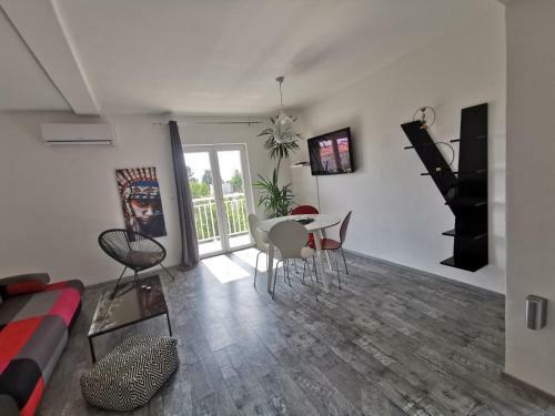 Kokopelli Apartments