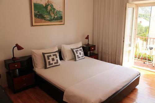 Hostal Guest House Mediterranean