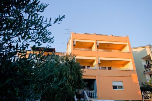 Apartmani Andri?