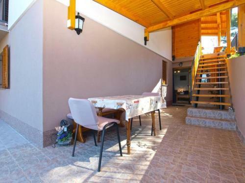 Apartment Jela