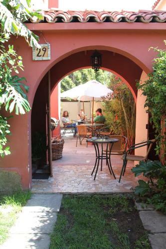 El Arbol Hostel