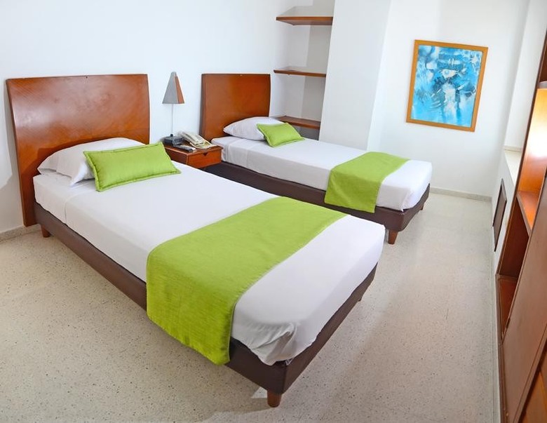 Apartahotel Torre Del Prado