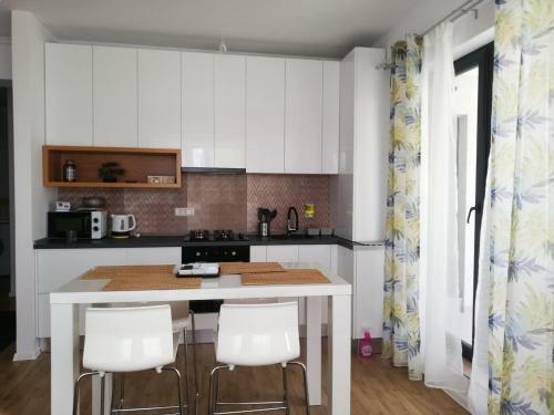 Lemon Apartment