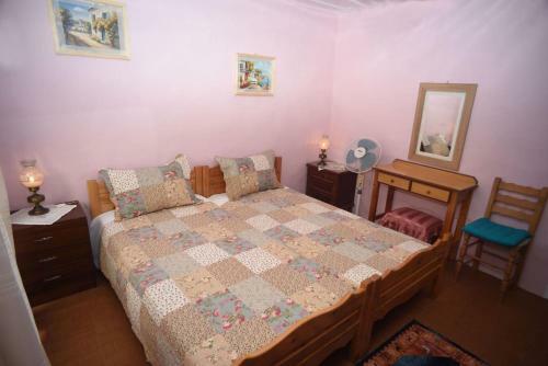 Eleni's House