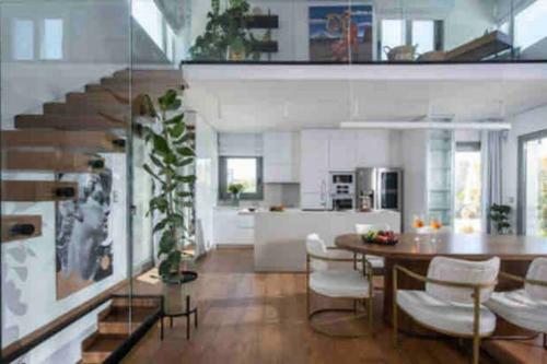 Opsis Regen Luxury Villa With Swimming Pool