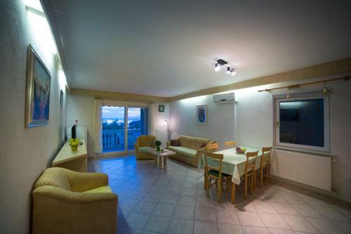 Hostal Apartmani Fu?a Rab