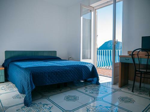L'eros Blu Di Giulia Albergo