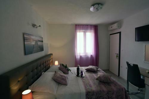 Kuzma Rooms And Apartments