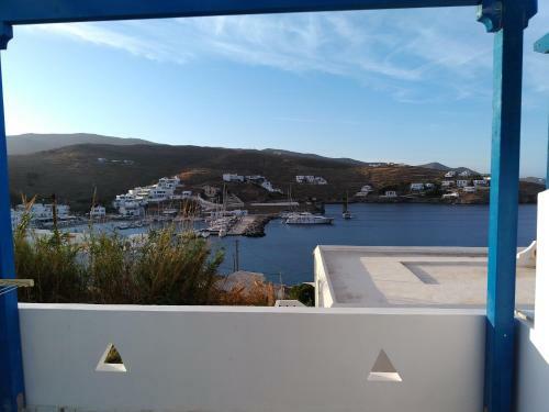 Hotel Fantastic View Kythnos Suites & Studios