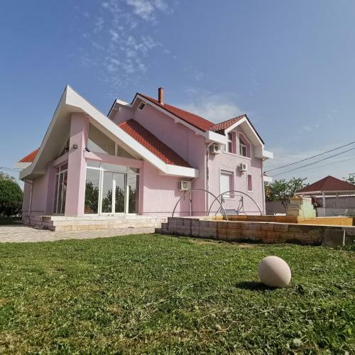 Hostal Vila Angela Felix