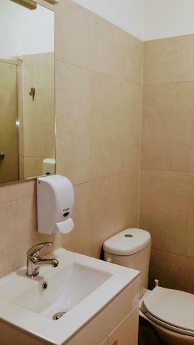 Hostal D.ana Guesthouse