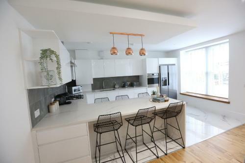West Burnside Apartments