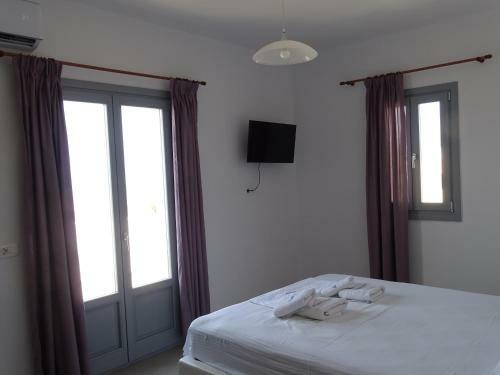 Pyrgos Village House With View