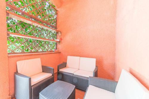 Villa Pini 1 Km Da Chia . 3 Camere . Bbq . A/c