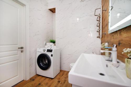 Apartamento ?????????? 3? ????????? ???????? ? ????? ?? ???? ????? ? ??? Mega Park, ?????, ?? Atlant
