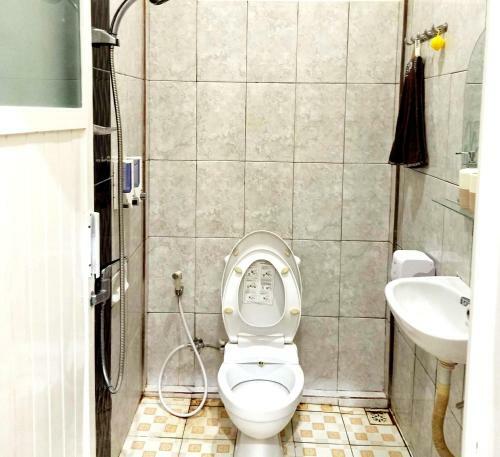 Hotel Express O 91442 Bgp- Guest House