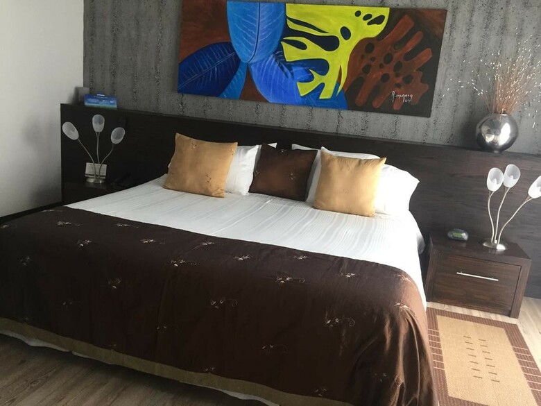 Habitat Hotel