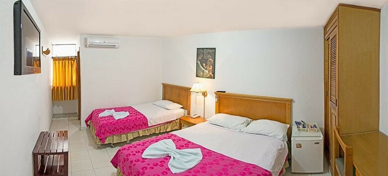 Hotel Sevilla Plaza