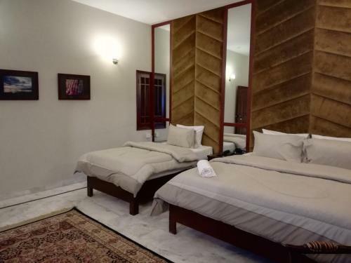 Hotel Island Clifton