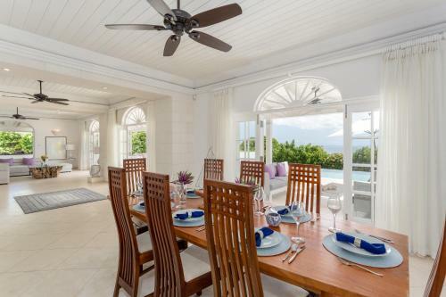 Ultra Luxury Infinity Pool Villa On Platinum Coast Gated Development