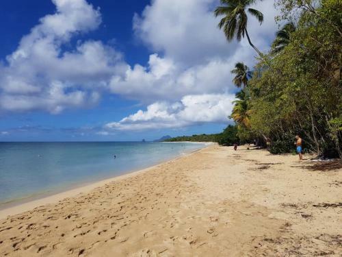 Apartamento Studio St James � 2 Pas Des Plus Belles Plages de L'�le!