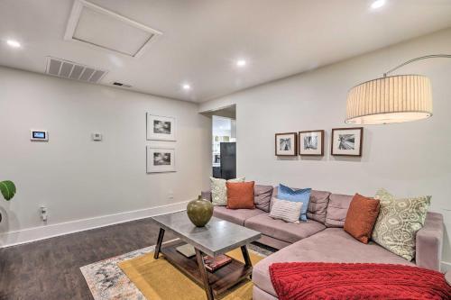 Stylish Birmingham Getaway With Patio And Yard!