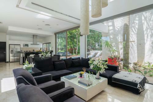 Villa Las Olas With Security, Rooftop, Pools, Golf In Gran Bahia Principe