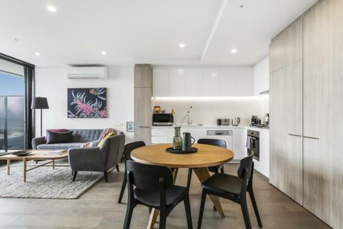 Boutique North-facing Apartment With Serious Views