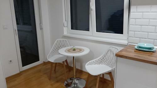Apartman 222