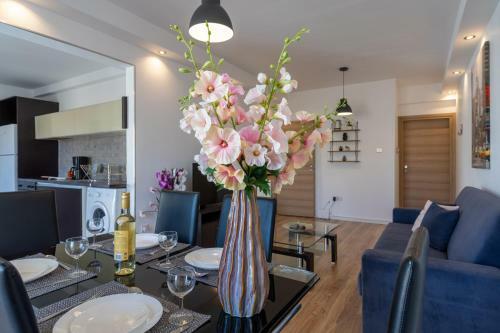 Apartamento Terre 1-br Apt In Larnaca + Balcony