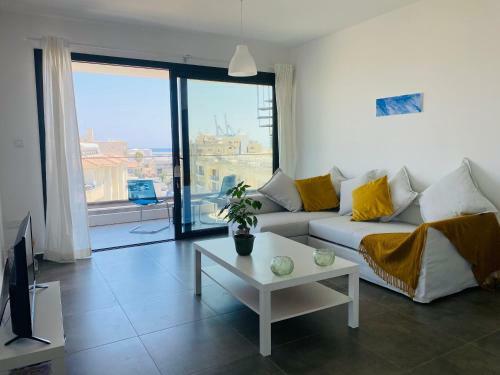Apartamento Maryam's 2-br Apt Facing Larnaca Harbor