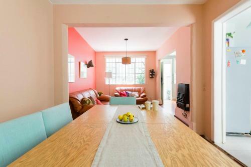 Rustic Chic House, Steps Away From Reforma
