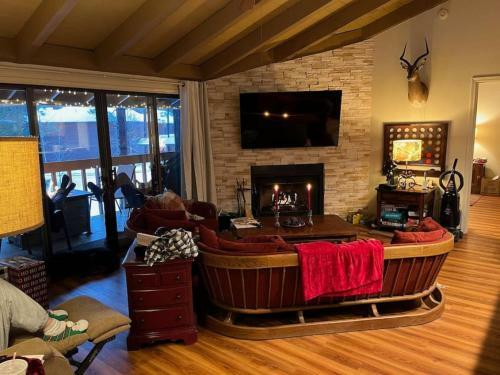 Pinescape Condo 2 Bdrm 1 Bath