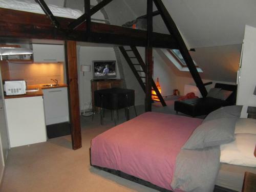 B&B Garden In The City