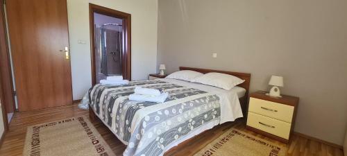 Apartments Ena