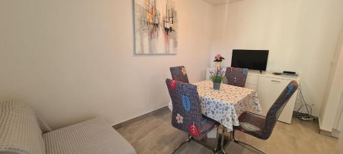 Apartments Ena