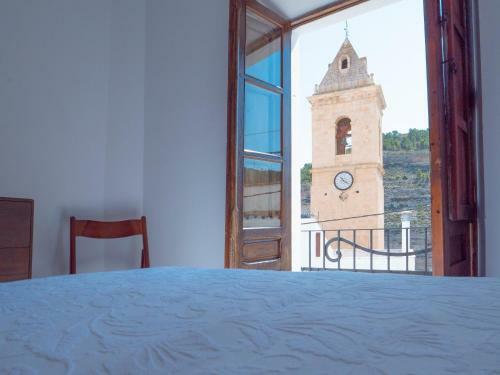 Casa Carmen Alcal� Del J�car
