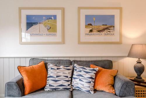 Periwinkle Cottage