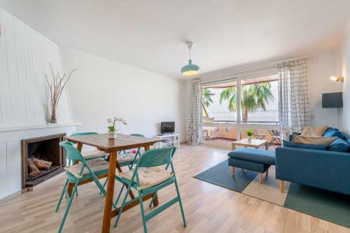 Amplio Apartamento Con Terraza En Alcudia