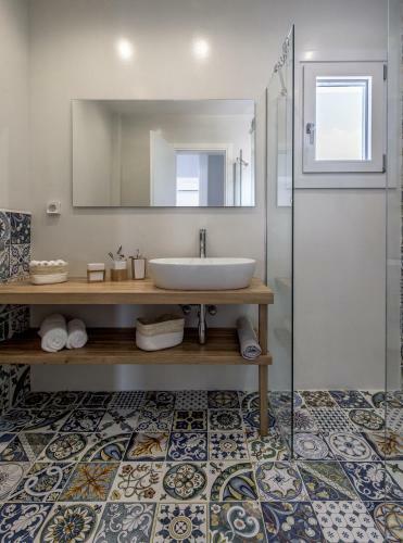 Elyos Boutique Apartments