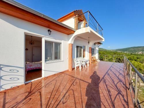 Apartamento Villa Guesthouse Luna