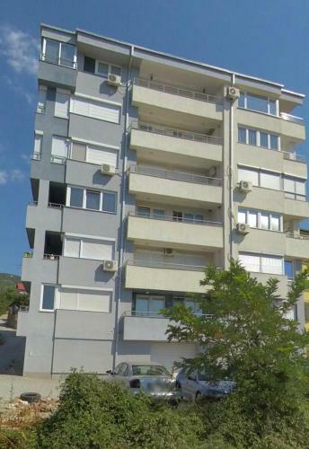 Leveski Apartments