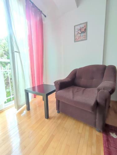 Cute Central Apartment